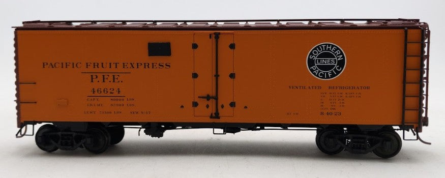 Des Plaines Hobbies SSA2302.6 S Scale Pacific Fruit Express Reefer Car #46624 LN/Box
