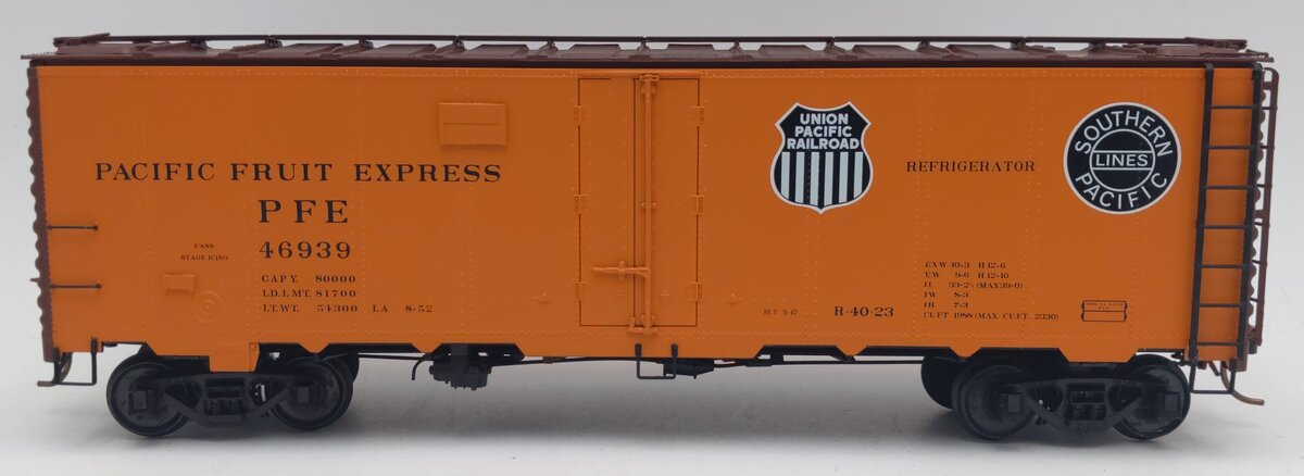 Des Plaines Hobbies SSA2304.2 S Gauge PFE Double Herald B&W Reefer Car #46939 EX/Box