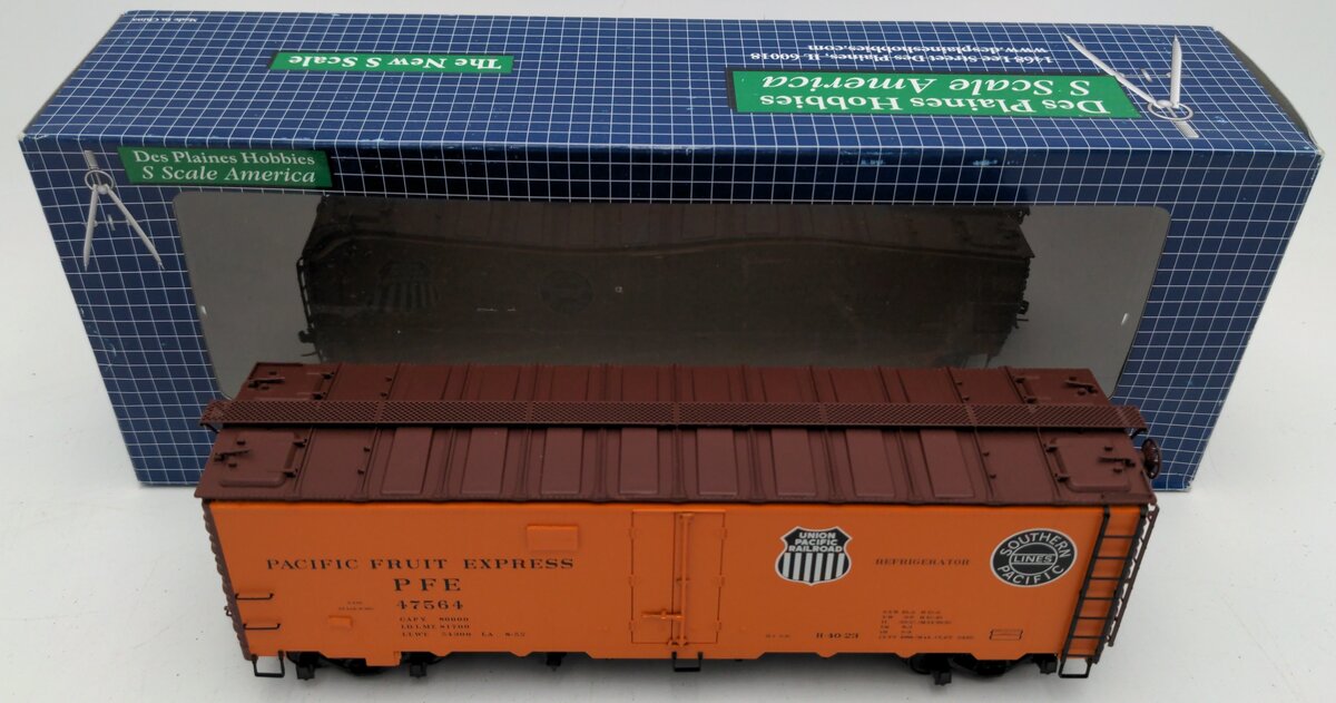 Des Plaines Hobbies SSA2304.3 S Gauge PFE Double Herald B&W Reefer Car #47564 EX/Box