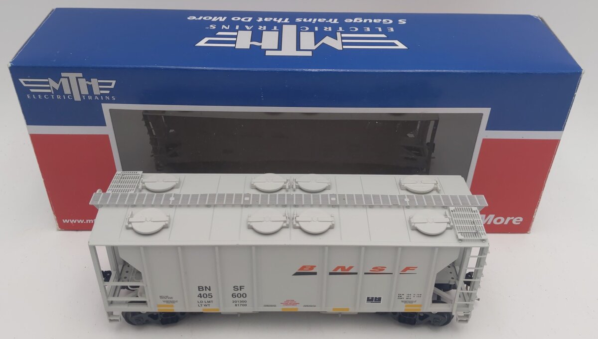 MTH 35-75015 S-Scale BNSF PS-2 (2-Bay) Covered Hopper Car #405600
