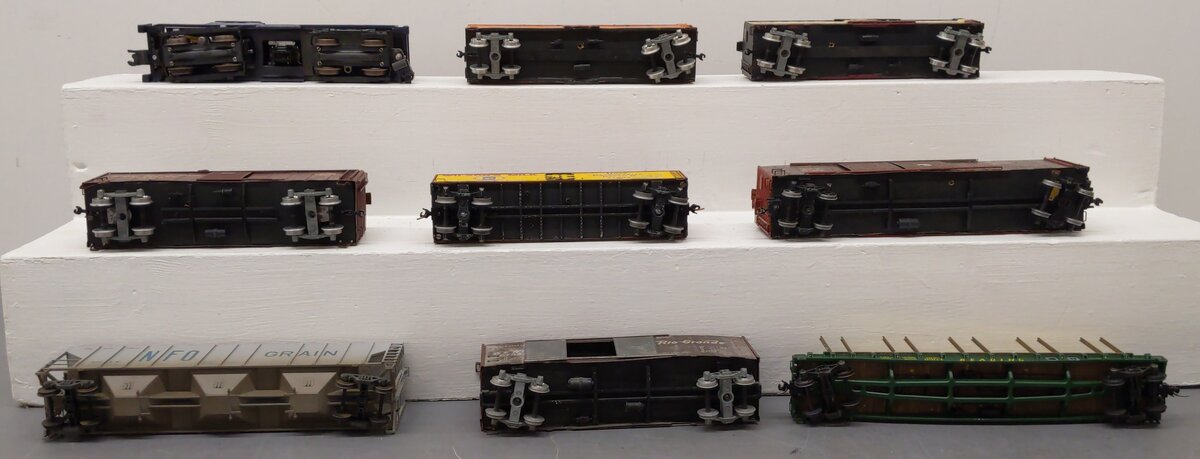 American Models & Others S Gauge Assorted Freight Cars [9]