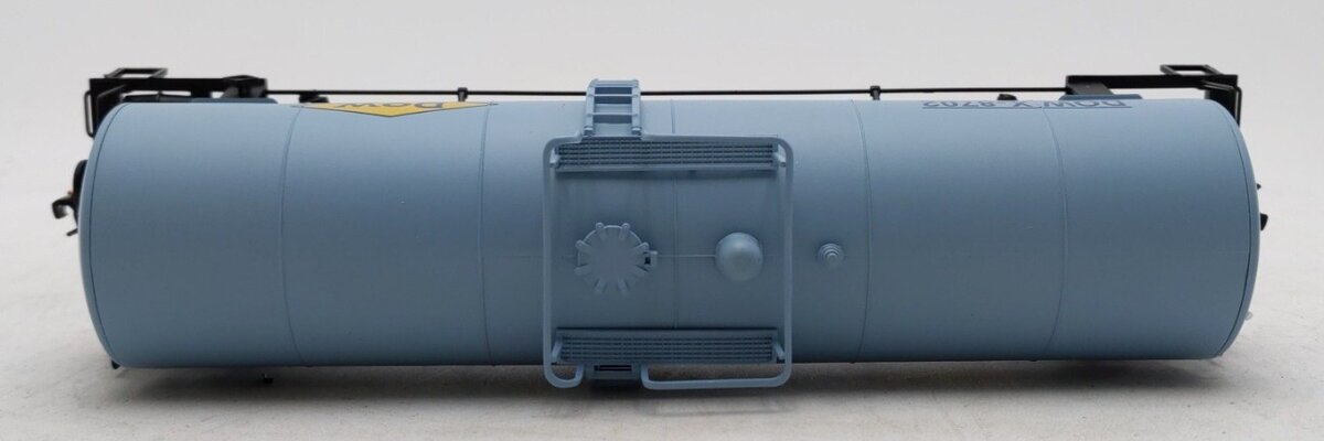American Models 521-02 S Scale Dow Tank Car #8702 LN/Box