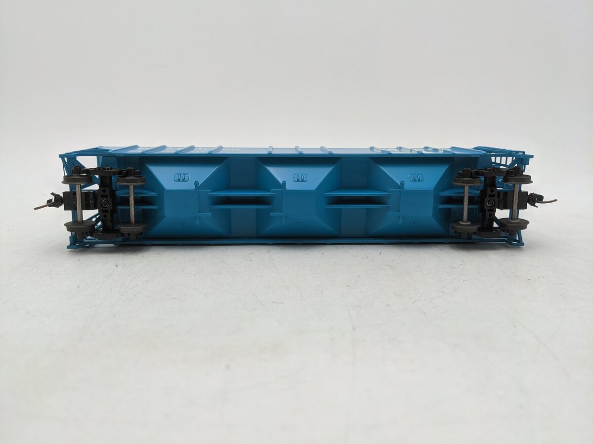American Models 3306 S Scale Great Northern 3-Bay Hopper #172213 (Hi-Rail) EX/Box
