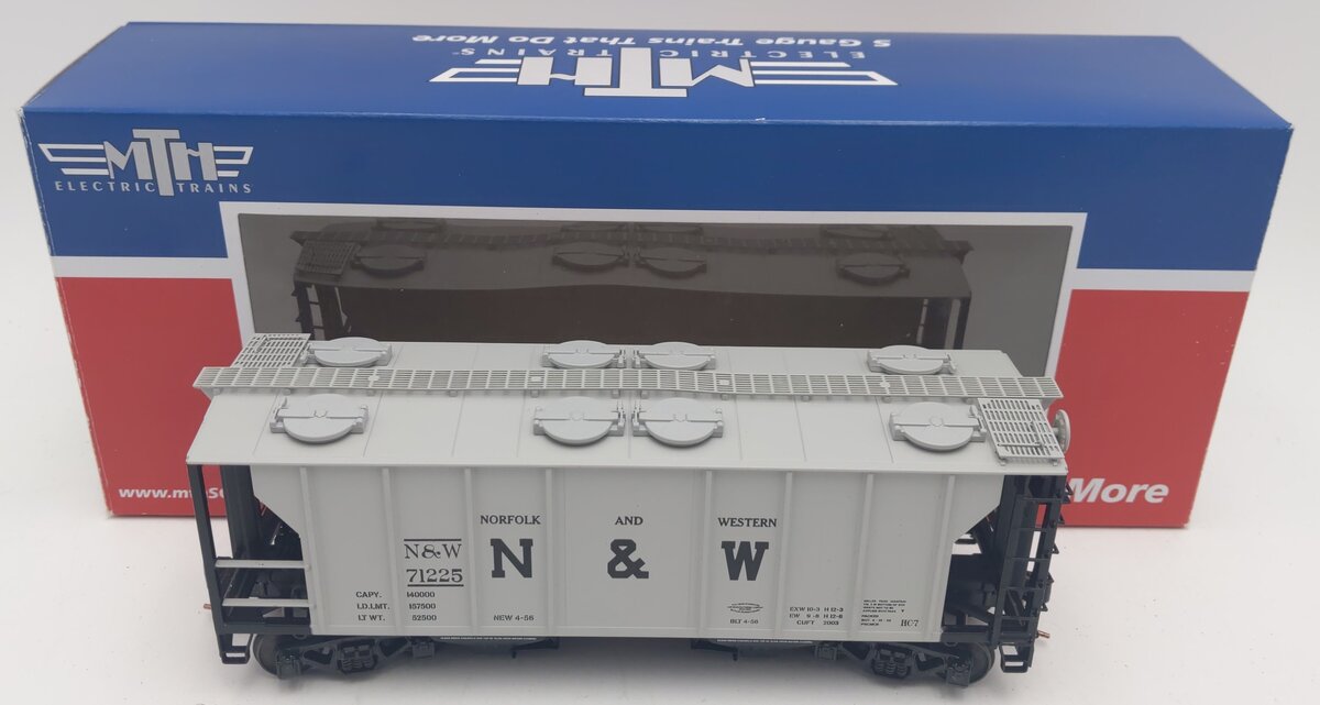 MTH 35-75042 S-Scale Norfolk and Western PS-2 (2-Bay) Hopper Car #71225
