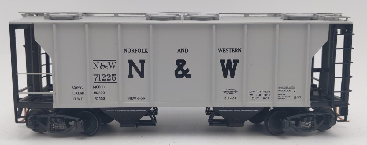 MTH 35-75042 S-Scale Norfolk and Western PS-2 (2-Bay) Hopper Car #71225