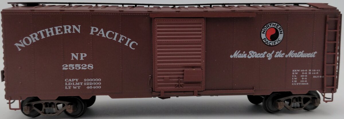 American Models S Scale Northern Pacific Boxcar #25528 EX