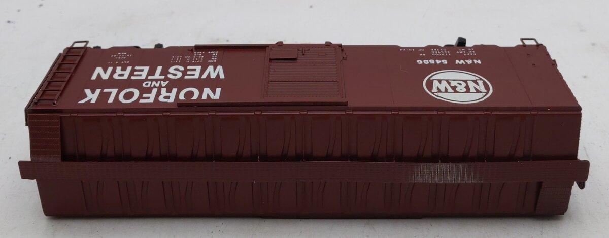 American Models 1131 S Scale (Hi-Rail) Norfolk & Western 40' Box Car #54586 LN/Box