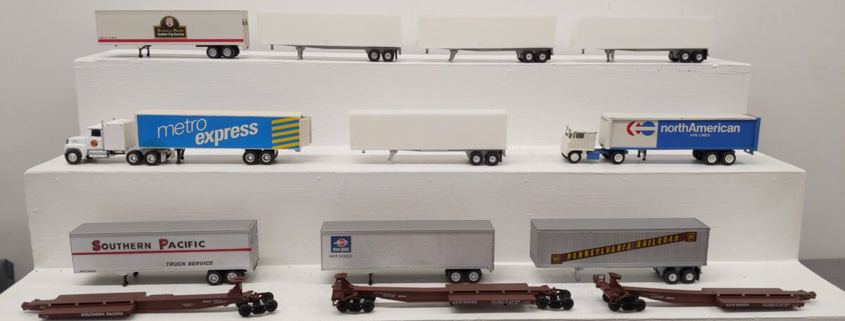 Ertl & Others S Scale Assorted Trailers [13] EX