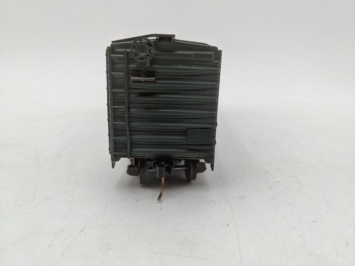American Models 221 S Northern Pacific Boxcar # 98512 EX/Box