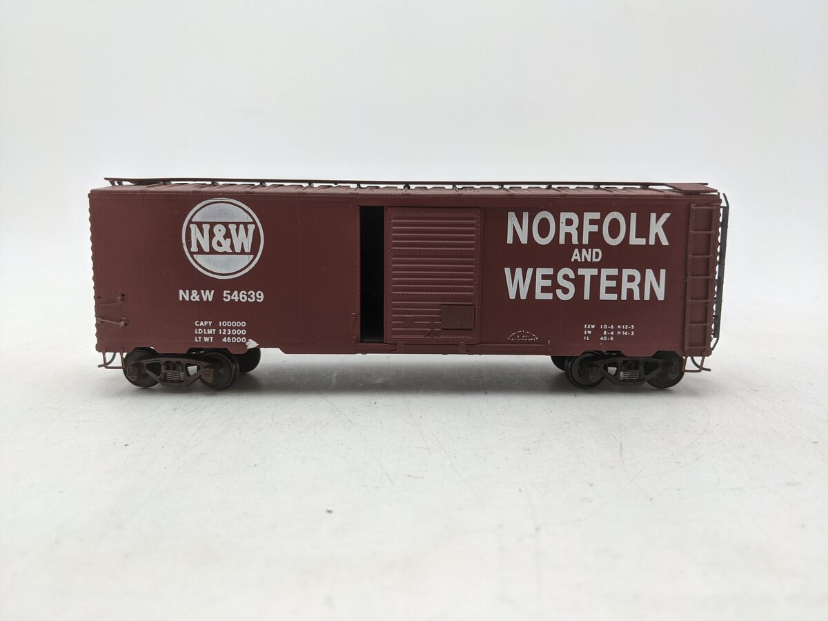 American Models S Scale Norfolk & Western Boxcar #54639 EX