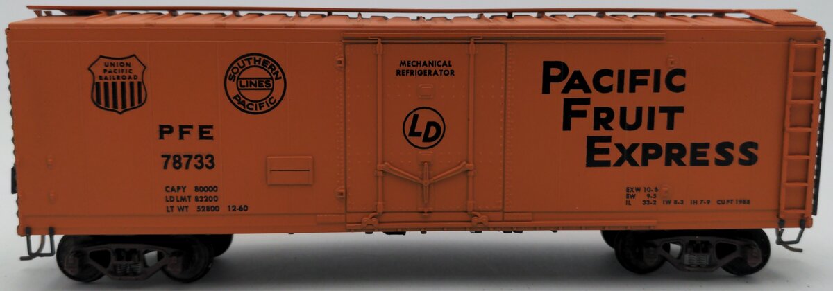 American Models 2202 S Scale P.F.E. 40' Reefer EX