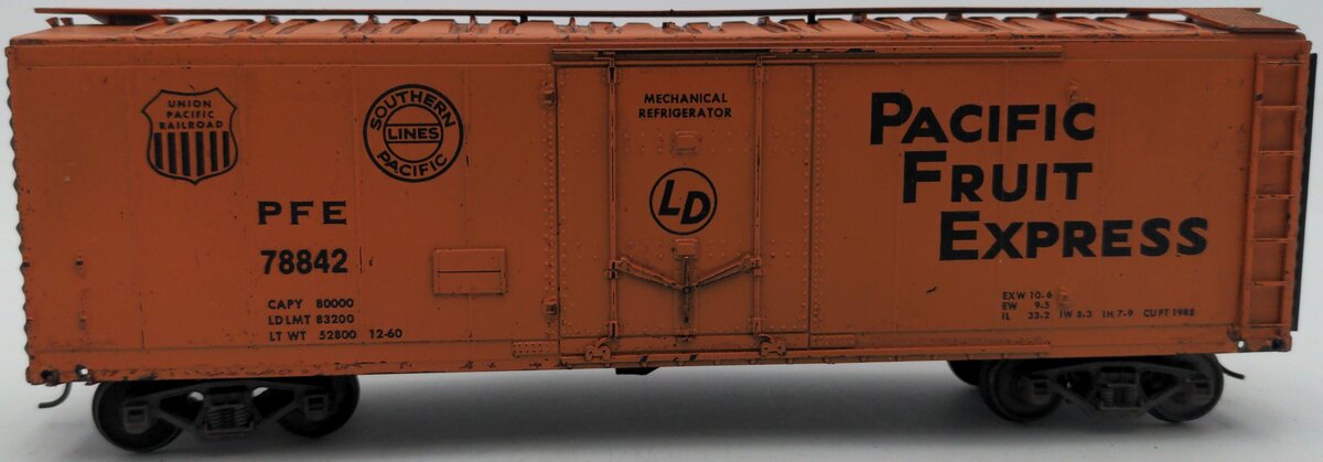 American Models 202 S Scale Pacific Fruit Express Reefer Car VG