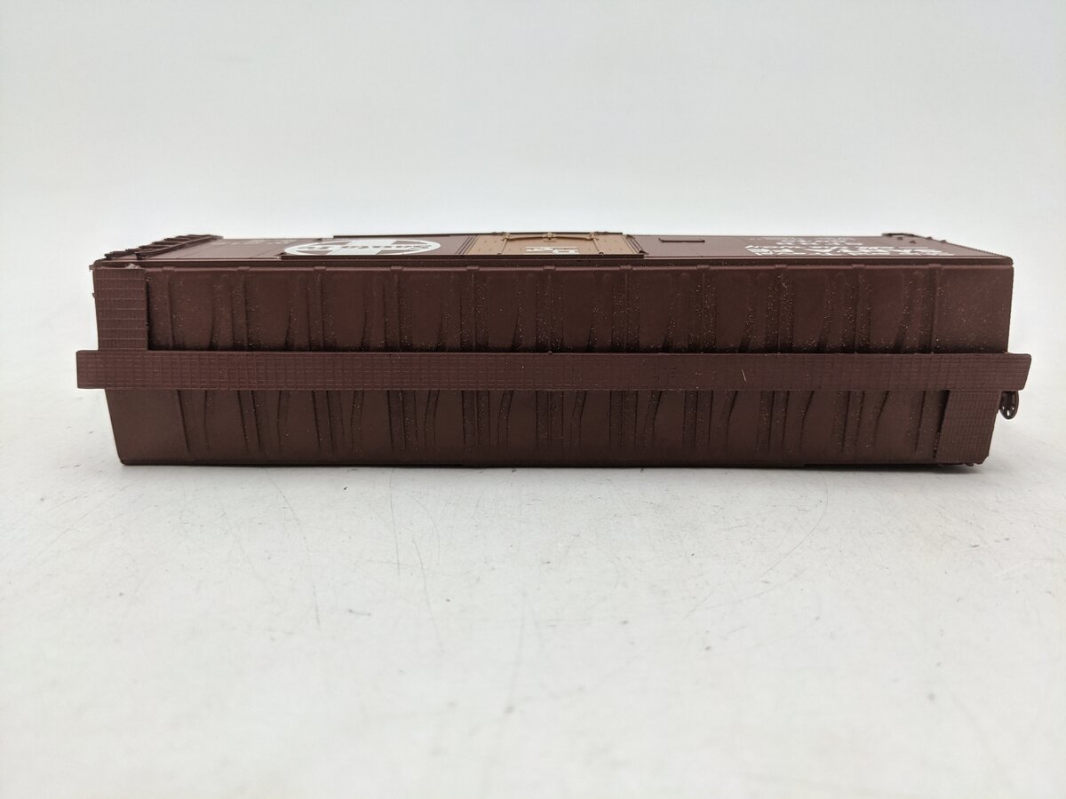 American Models 2210 S Scale (Scale) AT&SF 40' Reefer Car #6948 EX/Box