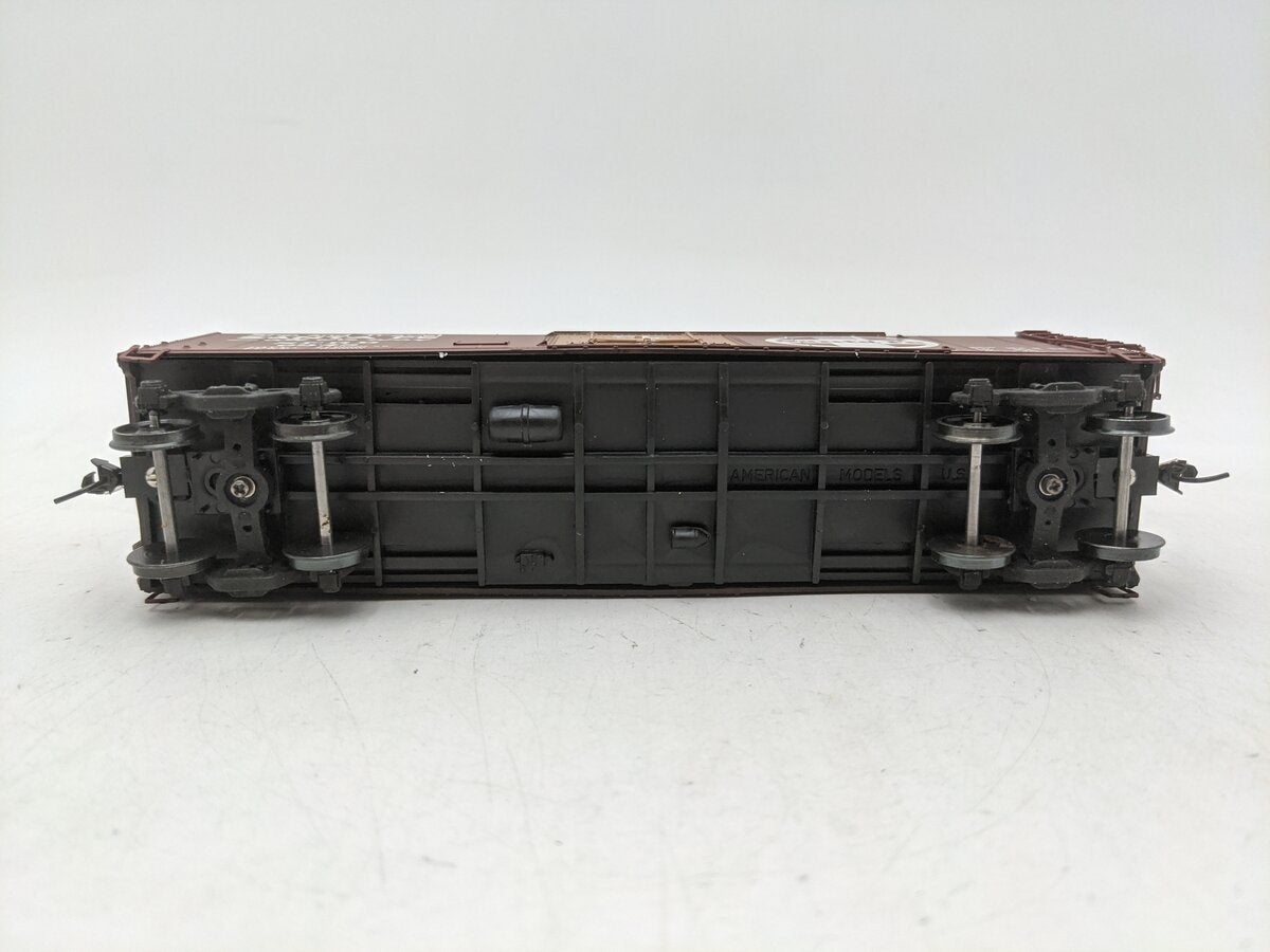 American Models 2210 S Scale (Scale) AT&SF 40' Reefer Car #6948 EX/Box
