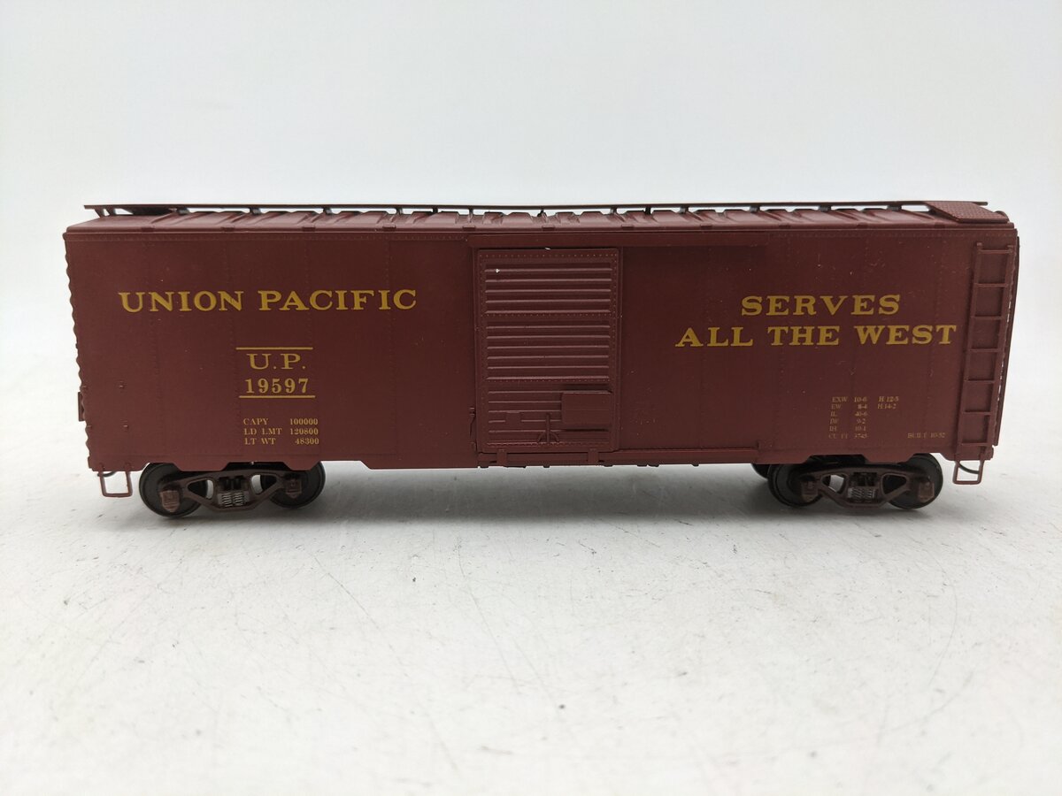 American Models 1118 S Scale (Scale) Union Pacific 40' Box Car EX/Box