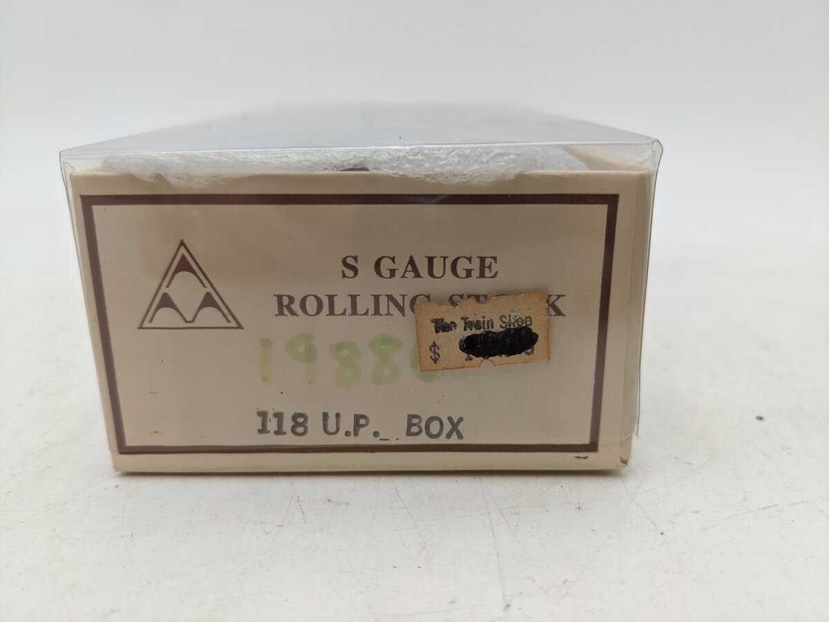 American Models 118 S Scale (Scale) Union Pacific 40' Box Car #19880 EX/Box