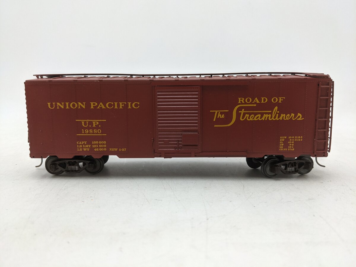 American Models 118 S Scale (Scale) Union Pacific 40' Box Car #19880 EX/Box