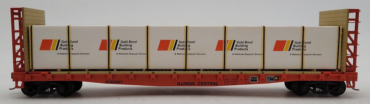 The Showcase Line 00161 S Scale IC Bulkhead Flatcar w/ GBP Load LN/Box