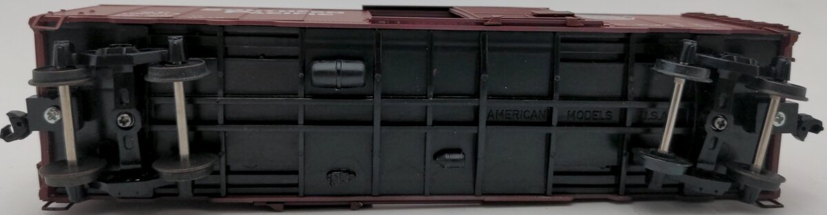 American Models 1117 S Scale (Hi-Rail) Southern Pacific 40' Box Car #100714 EX/Box