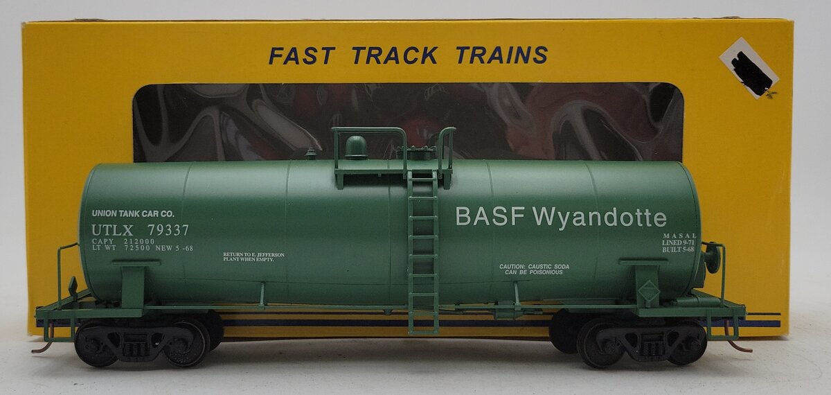 American Models 508 S Scale BASF Wyandotte Single Dome Tank Car #79337 LN/Box