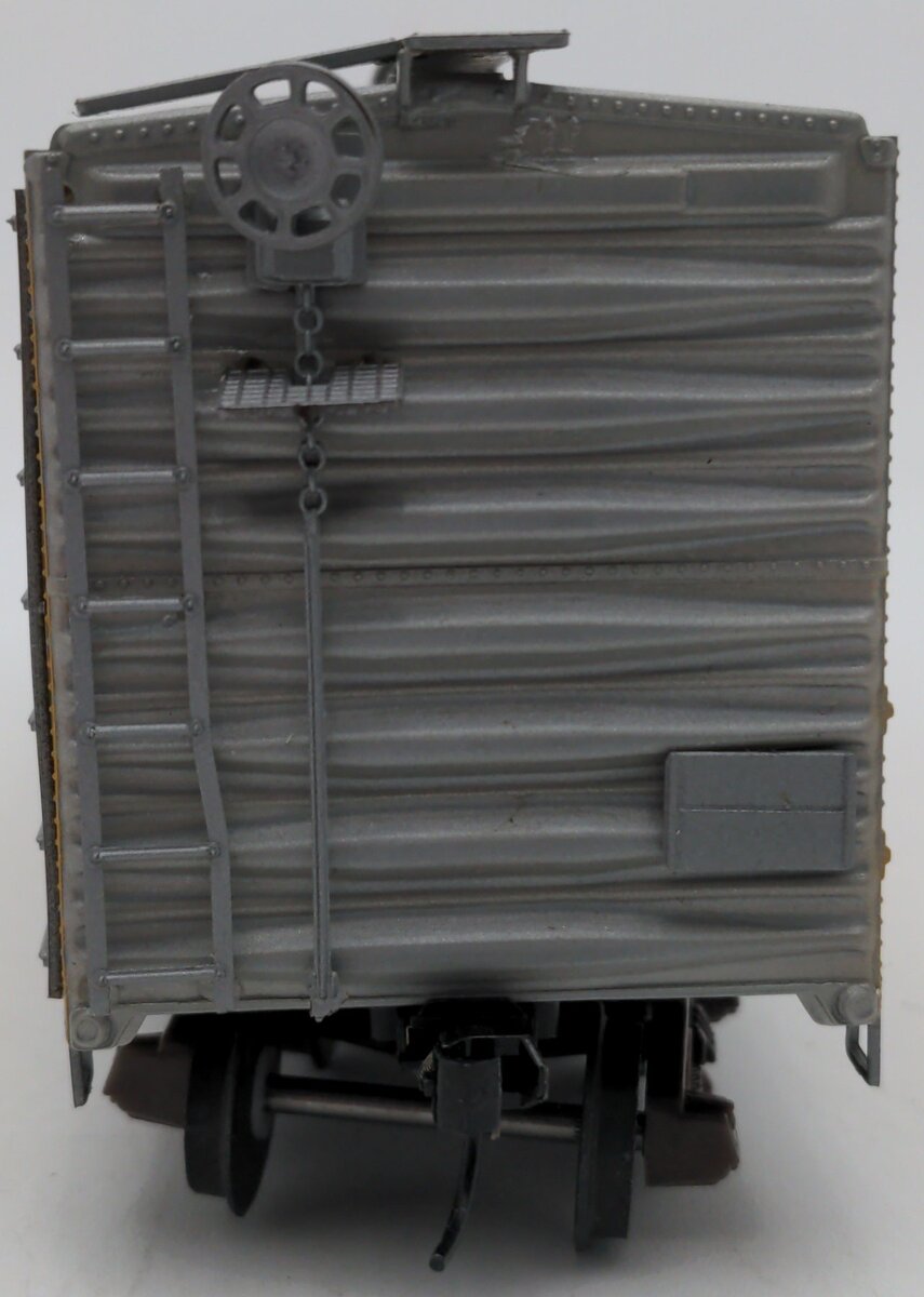American Models S Scale Burlington Northern Boxcar #76153 EX