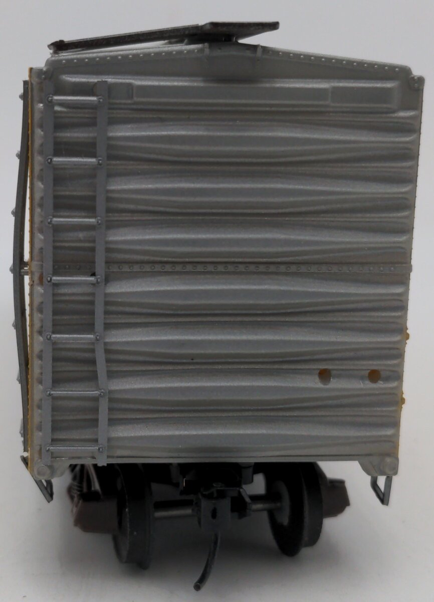 American Models S Scale Burlington Northern Boxcar #76153 EX