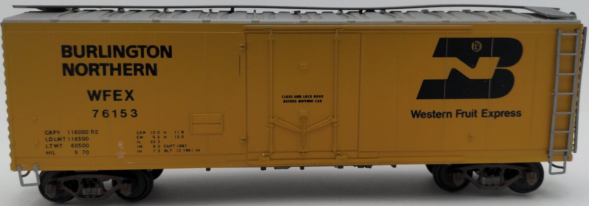 American Models S Scale Burlington Northern Boxcar #76153 EX