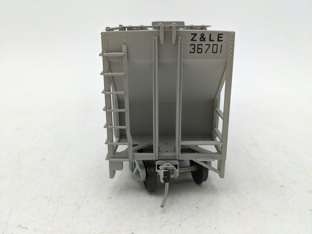 American Models S Scale Z & LE Covered Hopper #36701 EX/Box