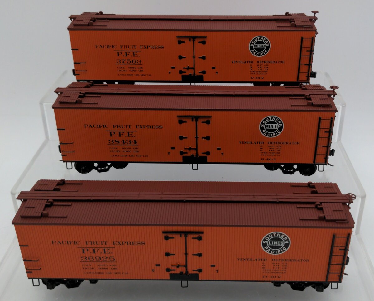 S-Helper 00682 S-Scale Pacific Fruit Express (PFE) Orange Reefer 3-Car Set #1 LN/Box