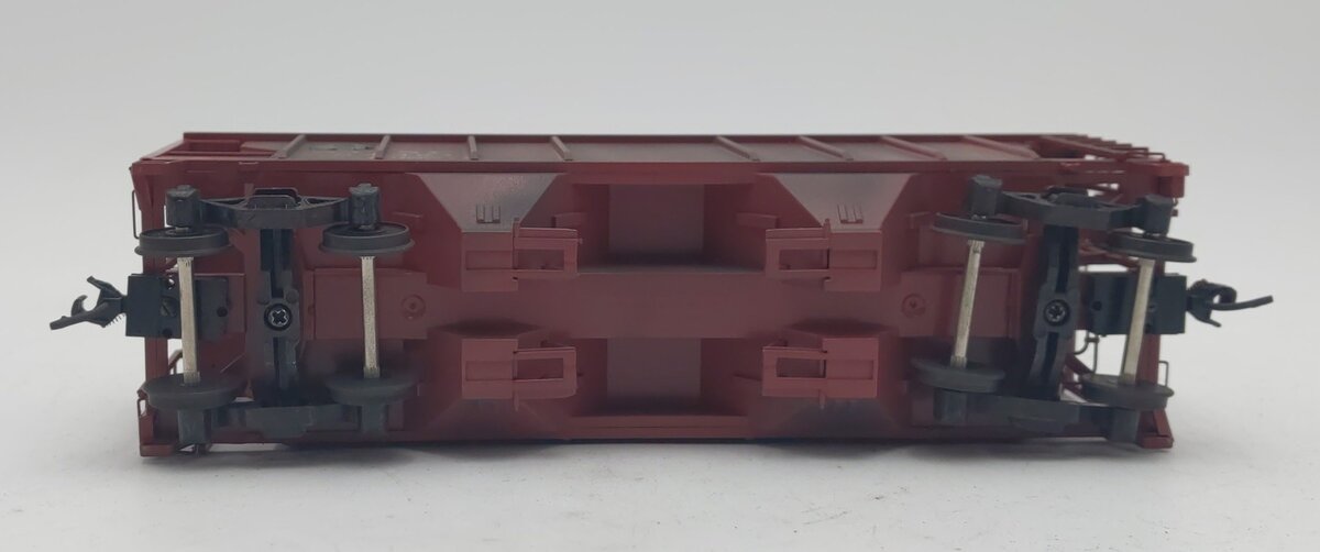 S-Helper S Scale ATSF Santa Fe Hopper Car #87421 - Weathered/Box