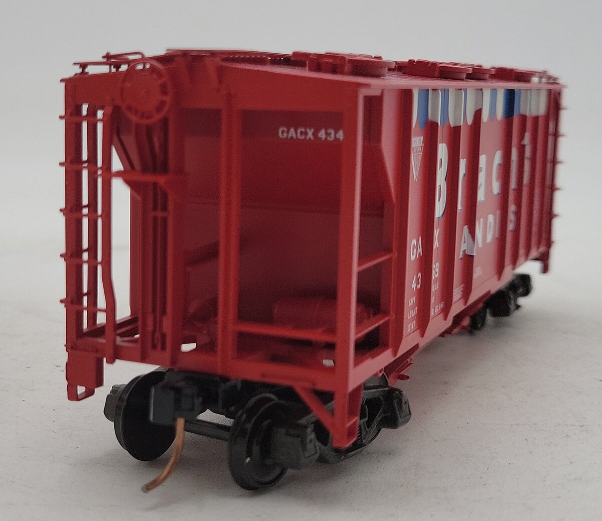S-Helper 00969 S Scale "Brach's Candies" 2-Bay Hopper #43469 EX/Box