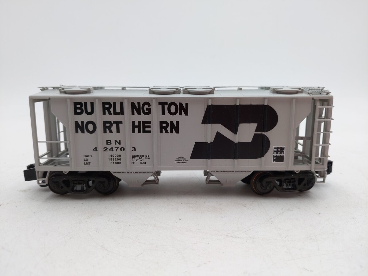 S-Helper Service 01143 S Scale Burlington Northern 2-Bay PS-2 Hopper #424703 EX