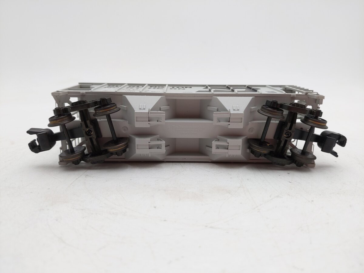 S-Helper Service 01143 S Scale Burlington Northern 2-Bay PS-2 Hopper #424703 EX