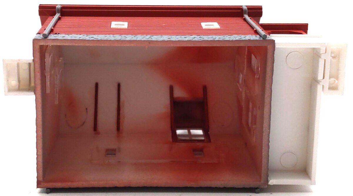 Rock Island Hobby 043101 N Red Farmhouse LN/Box