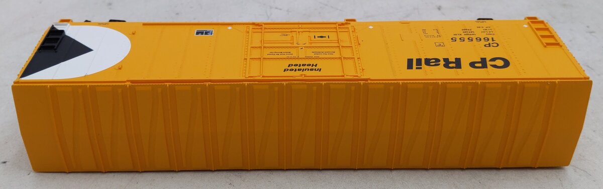 Walthers 931-1802 HO CP Rail Insulated Boxcar #166555 - Ready to Run