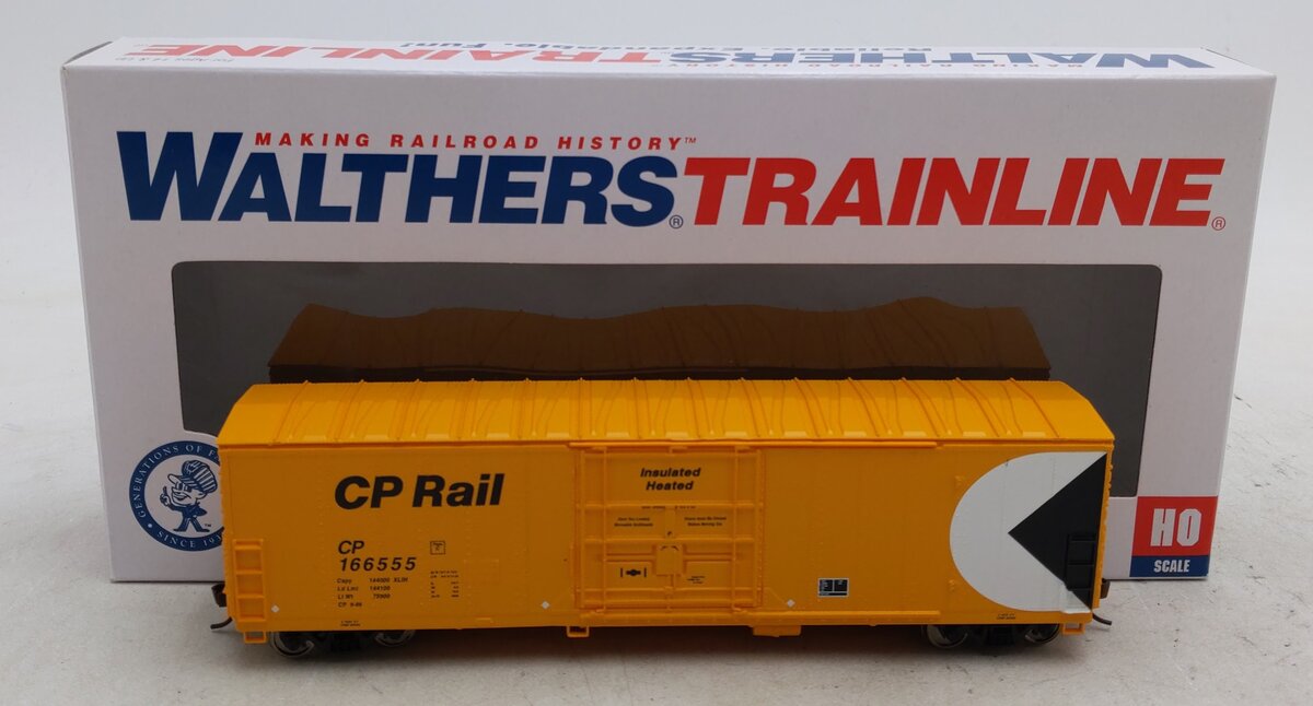 Walthers 931-1802 HO CP Rail Insulated Boxcar #166555 - Ready to Run