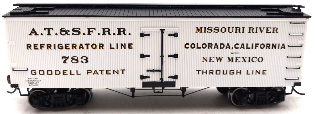 Roundhouse 85545 HO Santa Fe 36' Old Time Wood Reefer #783
