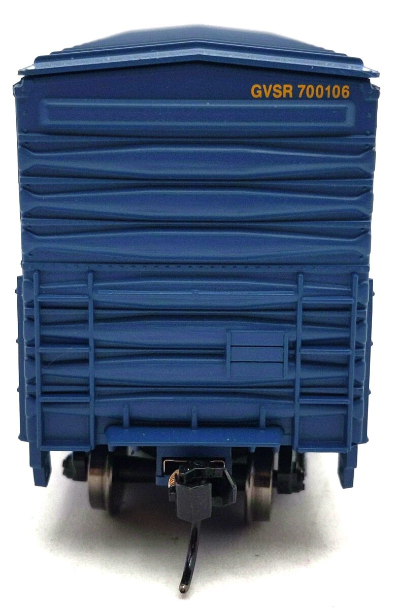 Walthers 910-2022 HO Golden West Service 50' FGE Insulated Boxcar #700106