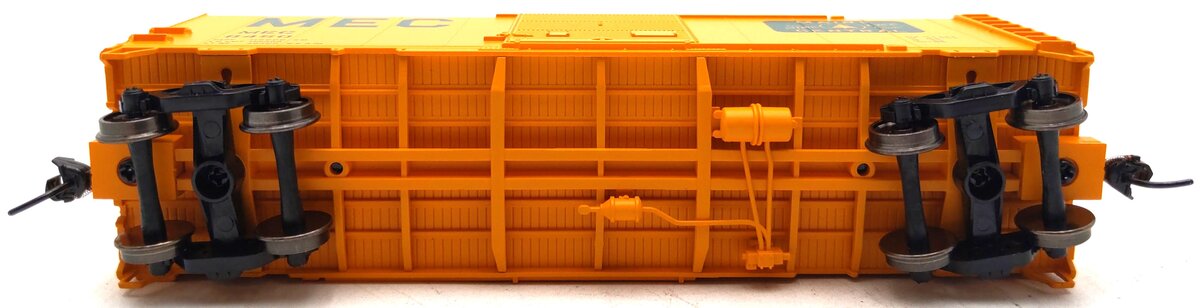 Walthers 910-2258 HO Maine Central 40' ACF Welded Boxcar with 8' Door #8450