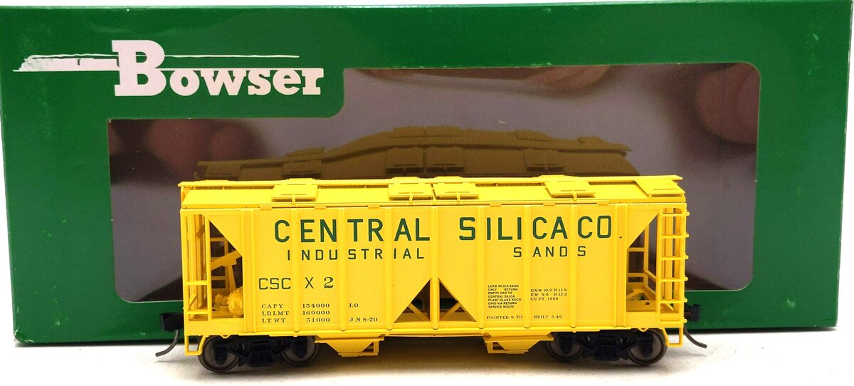 Bowser 42744 HO Central Silica Co. 70-Ton 2-Bay Covered Hopper Ready-To-Run #2 LN/Box