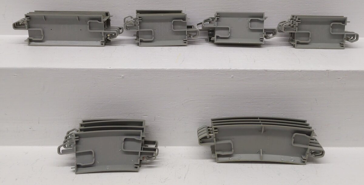 Bachmann HO Scale Assorted Nickel-Silver EZ Track - Straight & Curve (24) EX
