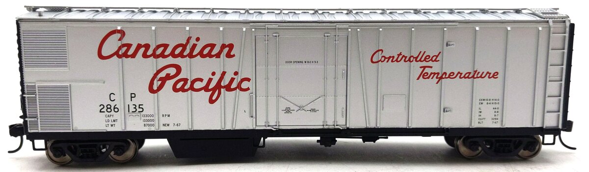 Walthers 910-3753 HO CP 50' AAR Mechanical Refrigerator Car #286135