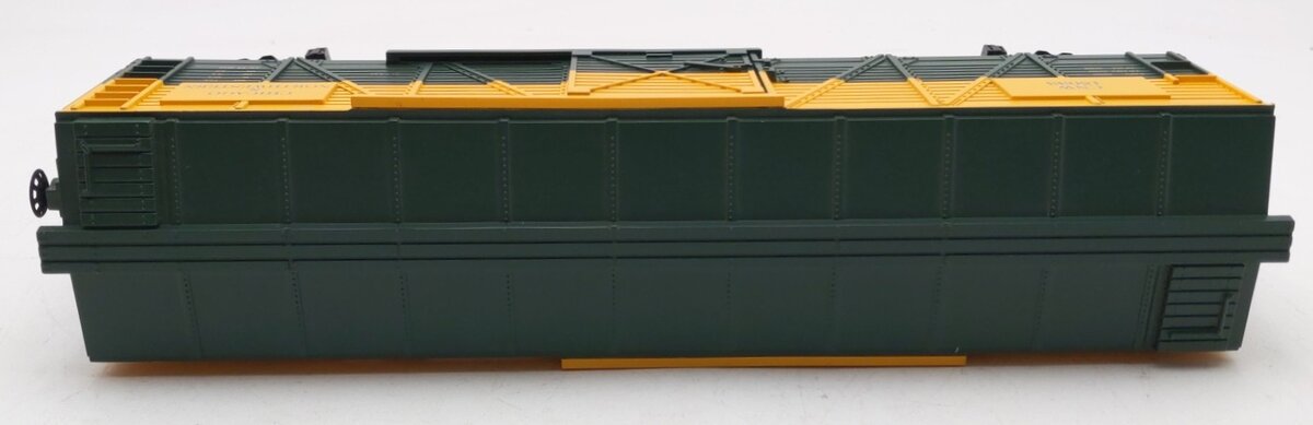 MTH 30-7109 O Gauge CNW Yellow & Green Semi-Scale Stock Car #15033 LN/Box