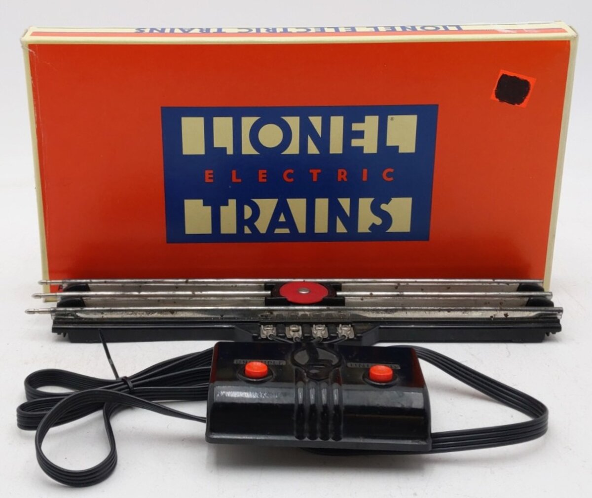 Lionel 6-5530 O Gauge Operating Track Section VG/Box