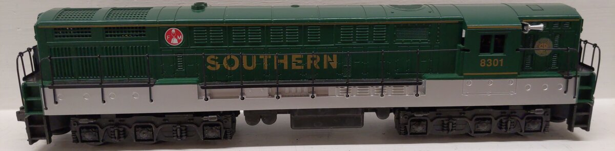 Lionel 6-18301 O Gauge Southern Fairbanks Morse Trainmaster Diesel Locomotive EX/Box