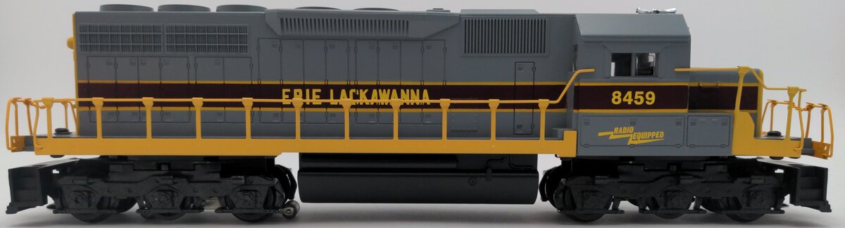 Lionel 6-18202 O Erie Lackawanna SD-40 Non-Powered Diesel Locomotive #8459 EX/Box