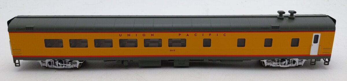 Walthers 920-18601 HO Union Pacific Early Lighted 85' ACF 48-Seat Diner #5015