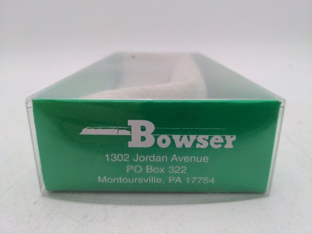 Bowser 56746 HO Scale Rutland 70-Ton 14 Panel Triple Hopper #10020