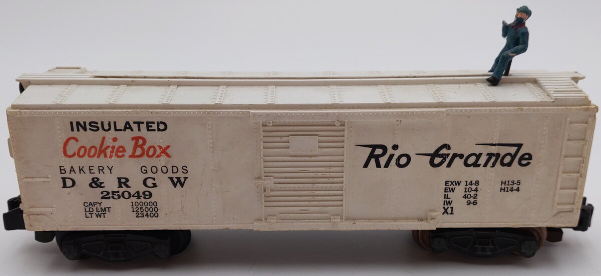 American Flyer 25049 Vintage S Gauge D&RG Operating Boxcar w/ Walking Brakeman VG