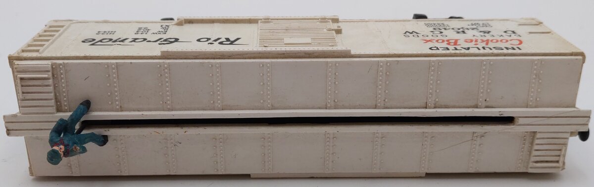 American Flyer 25049 Vintage S Gauge D&RG Operating Boxcar w/ Walking Brakeman VG